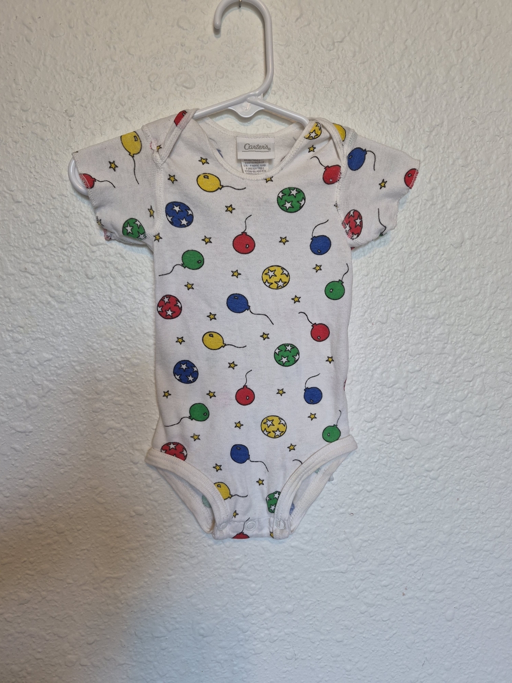 Vintage Carter’s Baby Bodysuit 9-12M Colorful Balloon & Star Print 100% Cotton